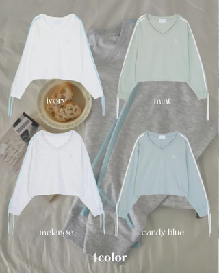 Loose-fitting stitched ribbon V-neck sweatshirt (4c)