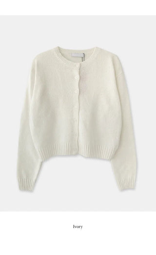 Round boucle cardigan