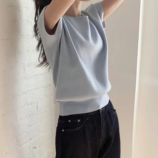 Slim boat neck knit