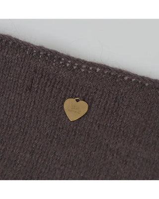 Slim Heart V-Neck Knit