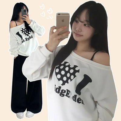Delicate Avant-garde Off-shoulder Love Dot Long Sleeve Sweatshirt Vintage Dot Loose Round T-shirt Autumn Oversized Avant-garde Tee Transitional Heart Polka Dot Lettering Top