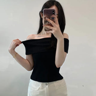 Figure-flattering, stretchy ribbed off-shoulder rounded slim-fit short-sleeve t-shirt