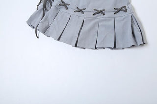 Irregular flower applique pleated mini skirt set