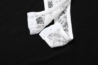 Long sleeve lace v neck letter print button bodysuit