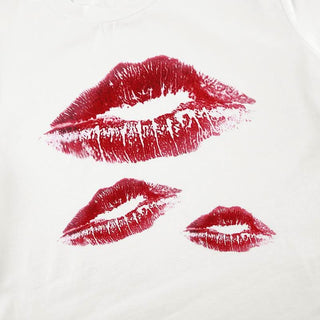 Short sleeve crewneck lips print top