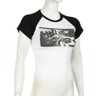 Short sleeve crewneck ribbed print top