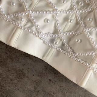 Button beaded v neck backless cami top