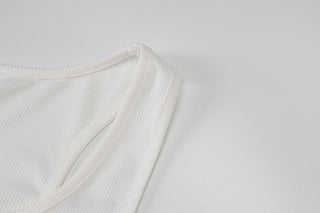 Ribbed sleeveless u neck solid pant set