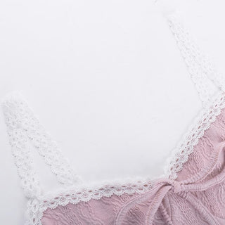 Sweetheart neck lace hem textured cami top