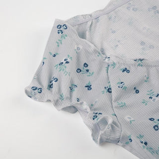 Short sleeve knotted ruffle ribbed print top
