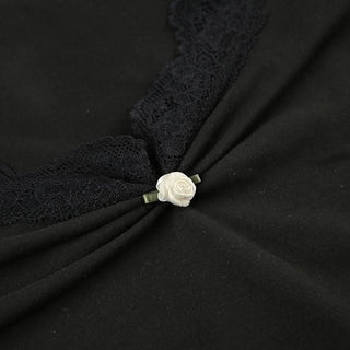 V neck long sleeve lace hem flower applique top