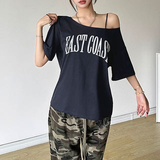 Short sleeve letter pattern round neck contrast top