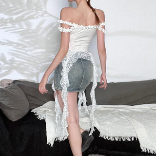 Off shoulder lace up ruffle lace hem top