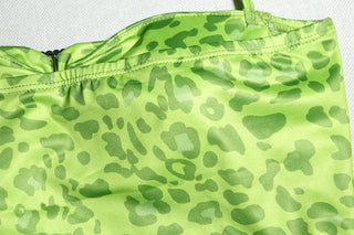 Sweetheart neck padded leopard print ruffle midi dress