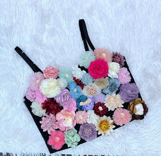 Flower applique v neck button contrast cami top