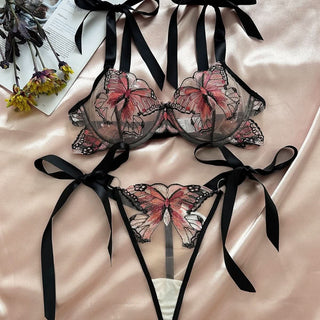 Sweetheart neck butterfly embroidery lingerie set