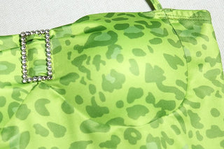 Sweetheart neck padded leopard print ruffle midi dress