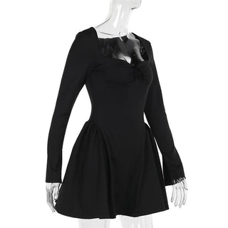 Long sleeve sweetheart neck bowknot mini dress