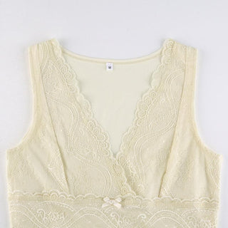 V neck sleeveless lace hem top