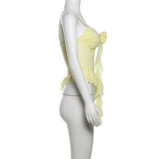 Sweetheart neck flower applique ruffle cami top