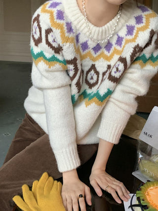 Retro blooming round collar sweater