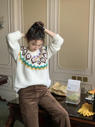 Retro blooming round collar sweater