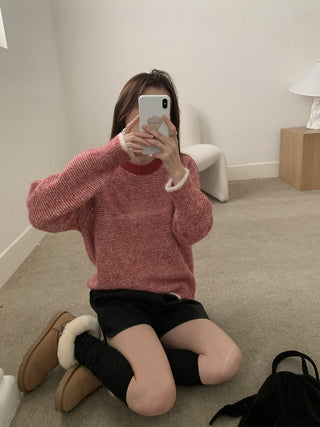 Vontrasting color striped round neck sweater