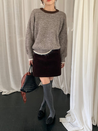 Vontrasting color striped round neck sweater