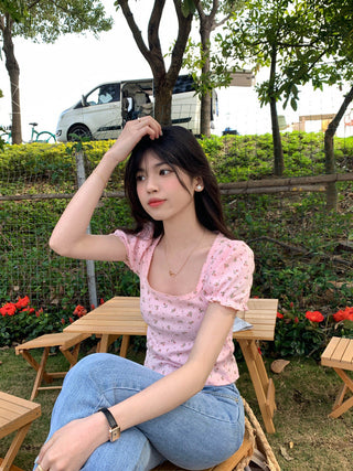 Small fresh flower bubble sleeve top