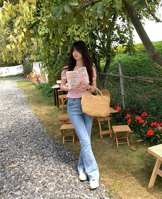 Small fresh flower bubble sleeve top