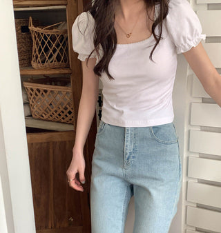 Small fresh flower bubble sleeve top