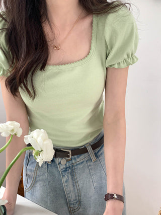 Small fresh flower bubble sleeve top