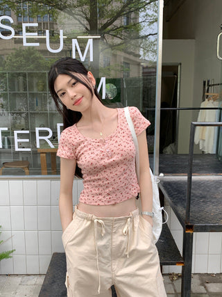 Crushed flower round neck crop top