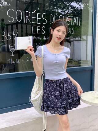 Crushed flower round neck crop top