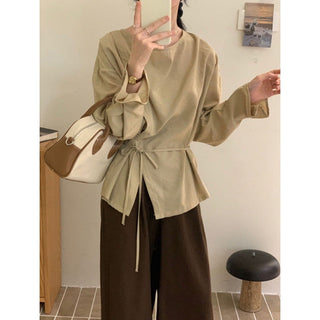 Round neck solid color waist lace top