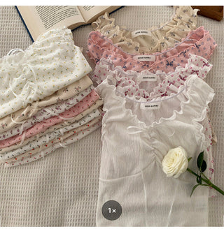 Floral graphic crop top