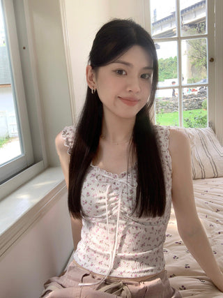 Floral graphic crop top