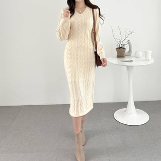 Retro V-neck cable knit long -sleeved dress