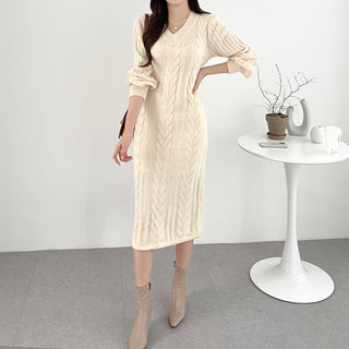 Retro V-neck cable knit long -sleeved dress