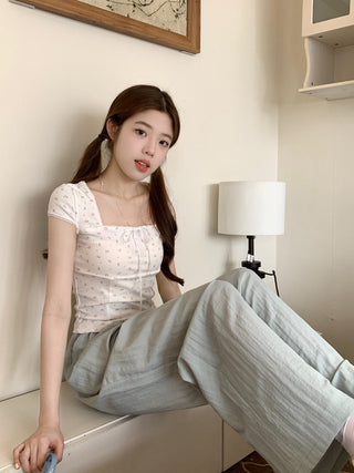 Sweet floral short-sleeved top