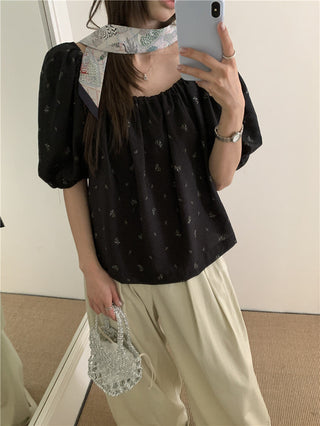 Loose floral pattern top