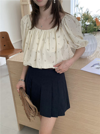 Loose floral pattern top