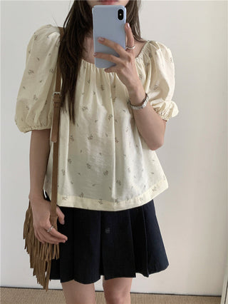 Loose floral pattern top