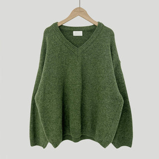 Loose V-neck knitted sweater
