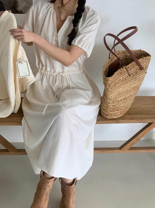 Semi-opening drawstring dress