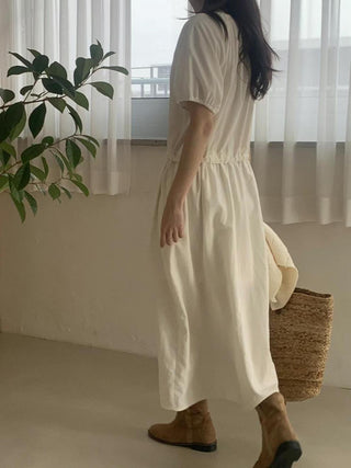 Semi-opening drawstring dress