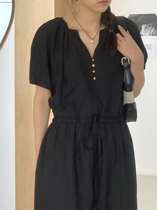 Semi-opening drawstring dress