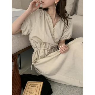 Semi-opening drawstring dress