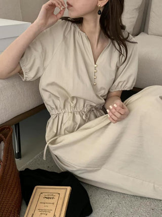 Semi-opening drawstring dress