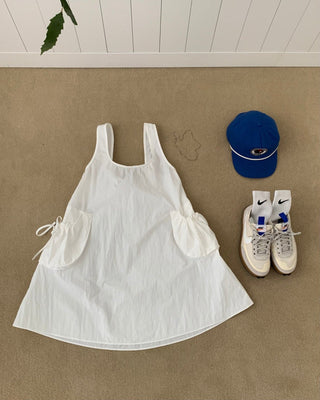 U-collar loose sporty dress